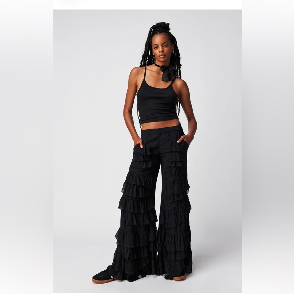 Free People Rock And Frill Tiered Ruffles Frayed Smocked Pants Size L  Black NWT